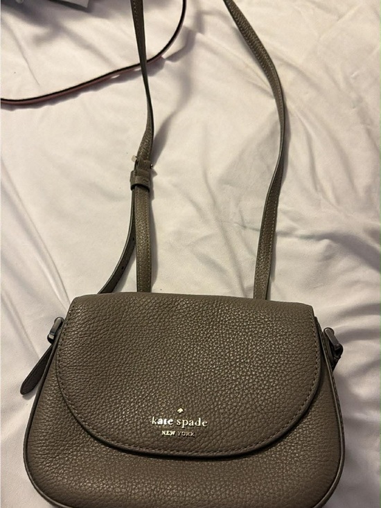 kate spade Handbags - Kate Spade Gray Pebbled Leather Crossbody with Gold Logo